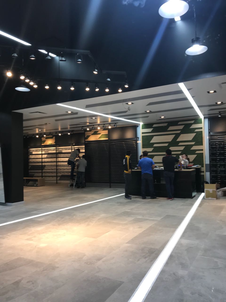 PHOTO-2018-05-07-11-55-38